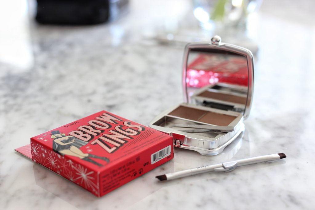 Benefit-Cosmetics-product-review-Best-mascara-eyebrow-makeup-for-natural-brows-brow-zings