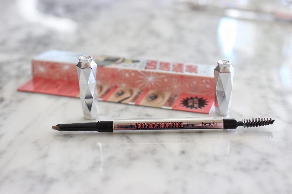 Benefit-Cosmetics-product-review-Best-mascara-eyebrow-makeup-for-natural-brows-goof-proof-2