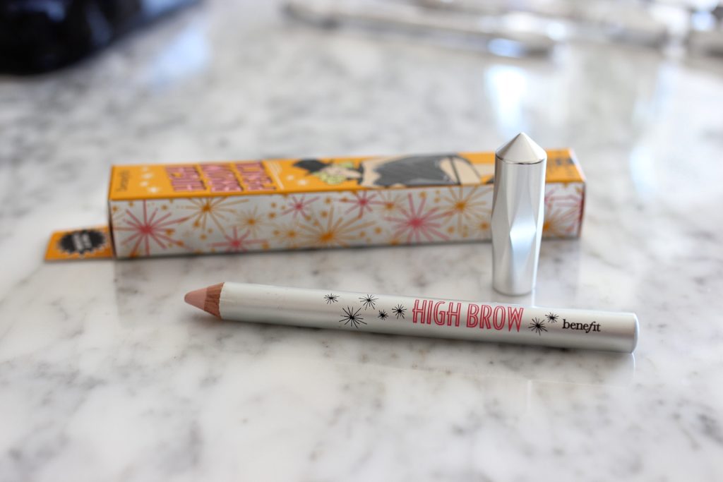 Benefit-Cosmetics-product-review-Best-mascara-eyebrow-makeup-for-natural-brows-high-brow