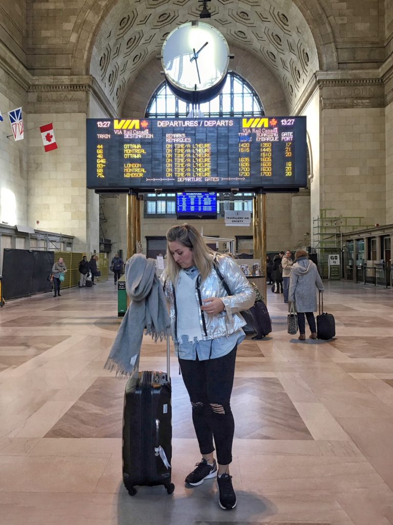 Chantsy-Travel-Fashion-Beauty-Blogger-Blog-Outfit-Via-Rail-Union-Station-Toronto-Silver-Jacket